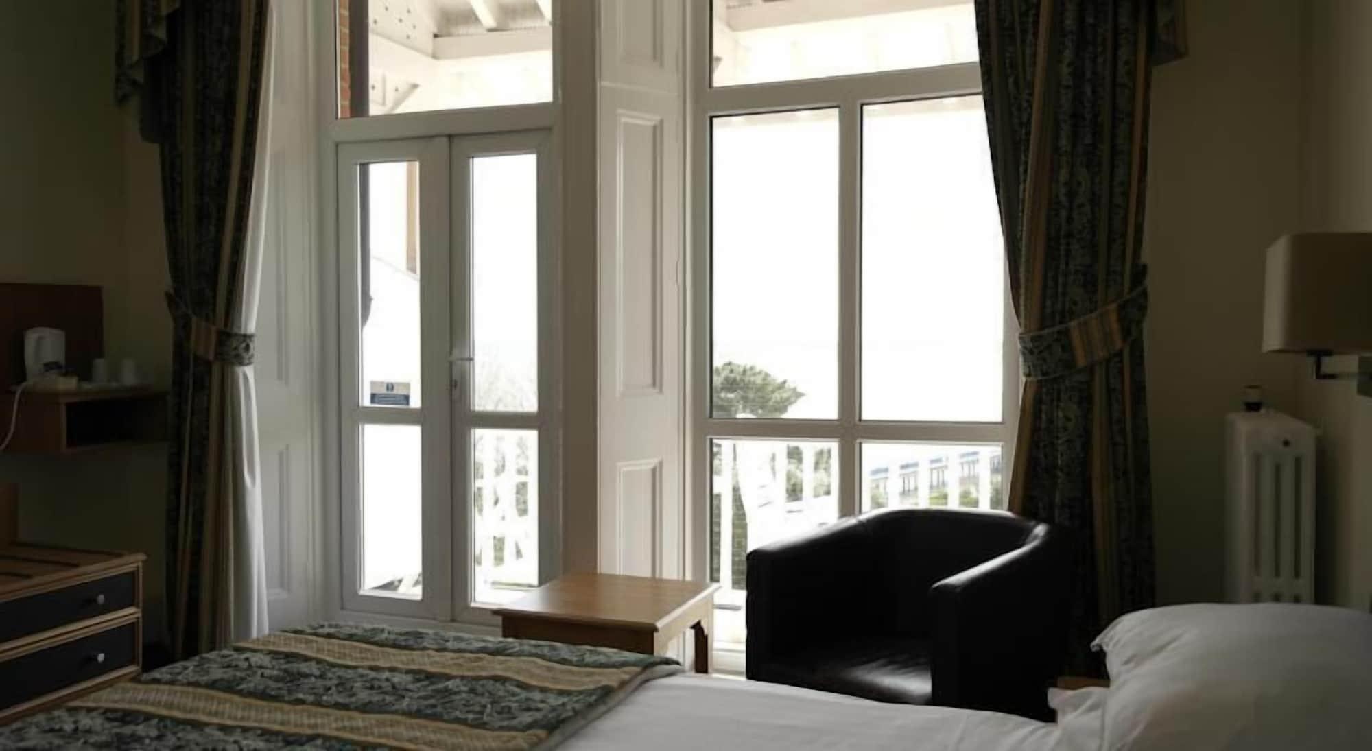 בורנמות' Chine Hotel מראה חיצוני תמונה