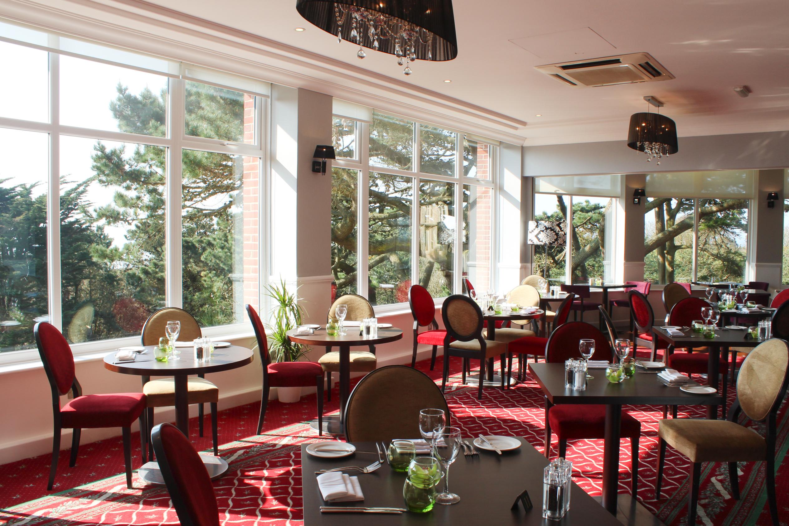 בורנמות' Chine Hotel מראה חיצוני תמונה