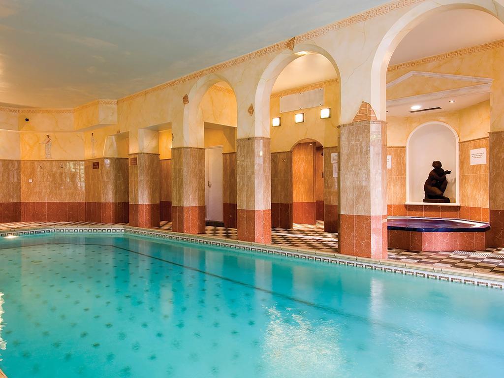 בורנמות' Chine Hotel מראה חיצוני תמונה